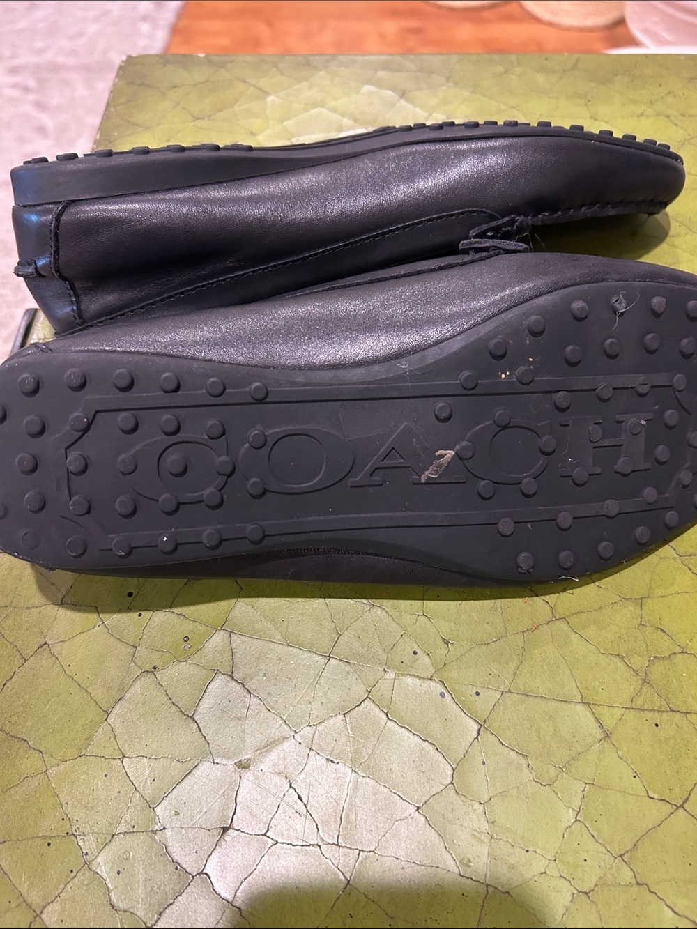 Coach - 8.5B Black Leather Women's Moccasin Loafers with Silver Bit Detail - Picture 4 of 4